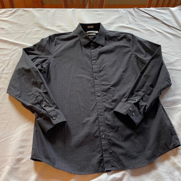 Calvin Klein - dark navy with black and light teal green plaid - button down - Picture 8 of 8